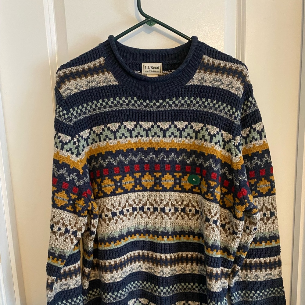 L.L. Bean Men's Organic Cotton Roll Neck Navy and Yellow Patterned Sweater - Picture 3 of 9